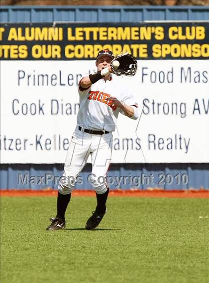 Thumbnail 2 in Bishop Lynch vs Texas (Jesuit Baseball Classic) photogallery.
