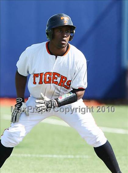 Thumbnail 3 in Bishop Lynch vs Texas (Jesuit Baseball Classic) photogallery.