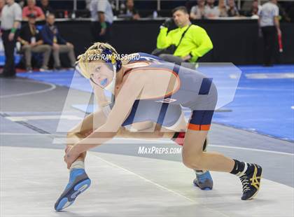 Thumbnail 2 in NYSPHSAA Semifinals photogallery.