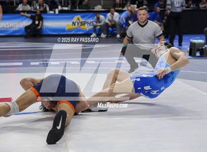 Thumbnail 3 in NYSPHSAA Semifinals photogallery.
