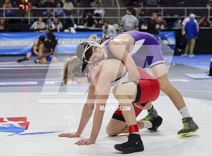 Thumbnail 3 in NYSPHSAA Semifinals photogallery.