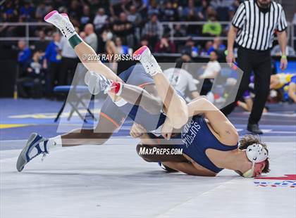 Thumbnail 2 in NYSPHSAA Semifinals photogallery.