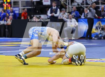 Thumbnail 3 in NYSPHSAA Semifinals photogallery.