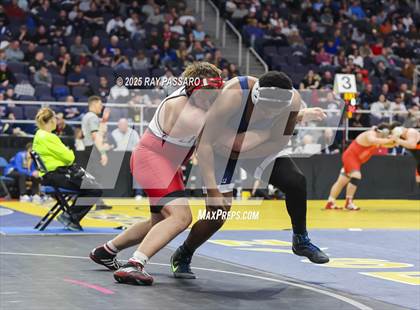 Thumbnail 3 in NYSPHSAA Semifinals photogallery.