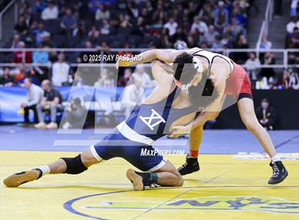 Thumbnail 3 in NYSPHSAA Semifinals photogallery.