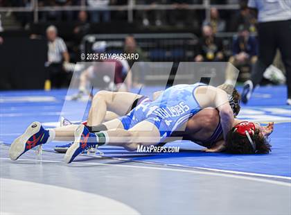 Thumbnail 2 in NYSPHSAA Semifinals photogallery.