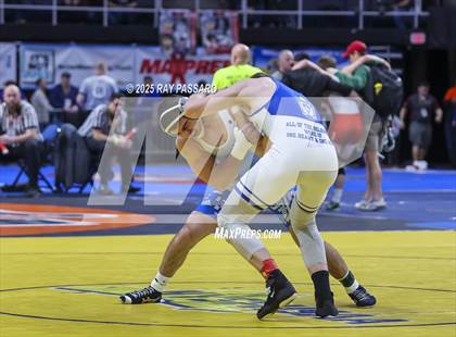 Thumbnail 2 in NYSPHSAA Semifinals photogallery.