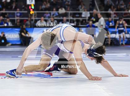 Thumbnail 2 in NYSPHSAA Semifinals photogallery.