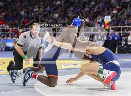 Thumbnail 2 in NYSPHSAA Semifinals photogallery.