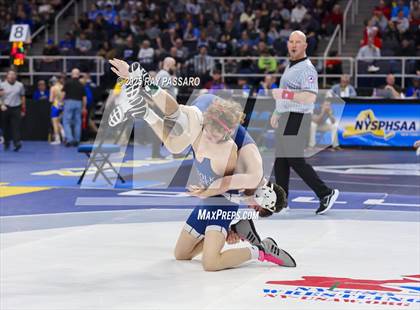 Thumbnail 3 in NYSPHSAA Semifinals photogallery.