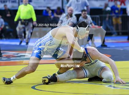 Thumbnail 1 in NYSPHSAA Semifinals photogallery.