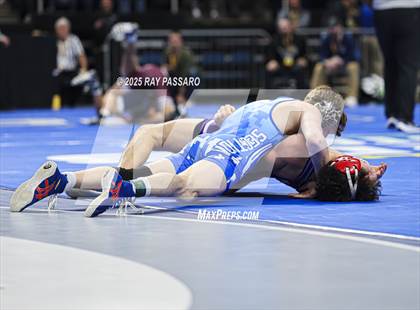 Thumbnail 3 in NYSPHSAA Semifinals photogallery.