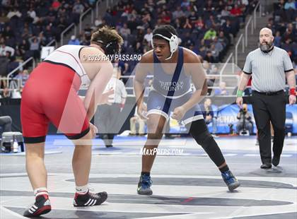 Thumbnail 1 in NYSPHSAA Semifinals photogallery.