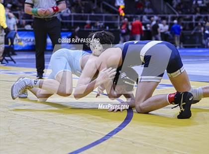 Thumbnail 1 in NYSPHSAA Semifinals photogallery.