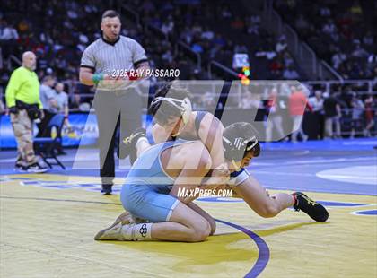 Thumbnail 2 in NYSPHSAA Semifinals photogallery.