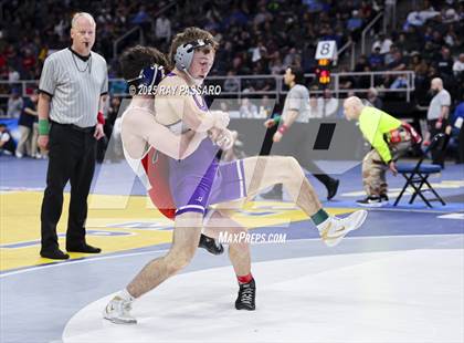 Thumbnail 2 in NYSPHSAA Semifinals photogallery.