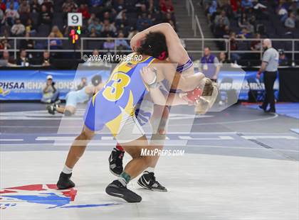 Thumbnail 3 in NYSPHSAA Semifinals photogallery.