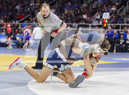 Thumbnail 1 in NYSPHSAA Semifinals photogallery.