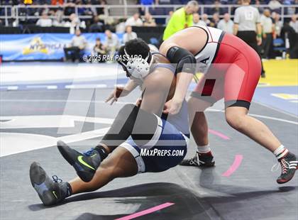 Thumbnail 2 in NYSPHSAA Semifinals photogallery.