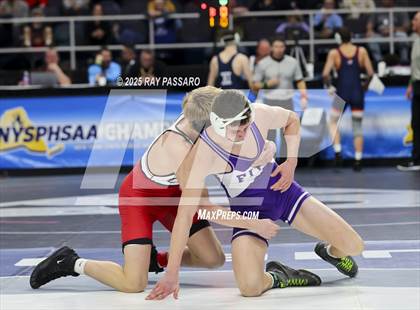 Thumbnail 2 in NYSPHSAA Semifinals photogallery.