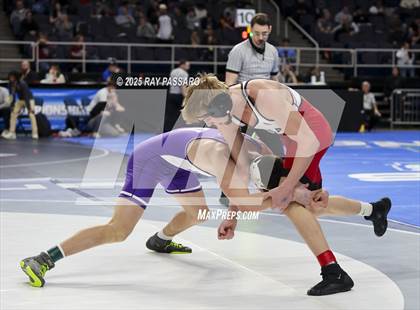 Thumbnail 3 in NYSPHSAA Semifinals photogallery.
