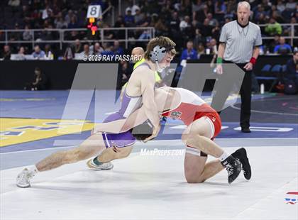 Thumbnail 3 in NYSPHSAA Semifinals photogallery.