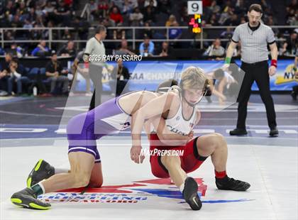 Thumbnail 2 in NYSPHSAA Semifinals photogallery.