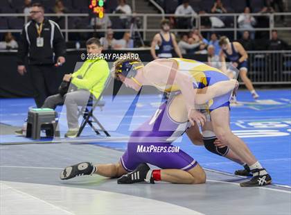 Thumbnail 3 in NYSPHSAA Semifinals photogallery.