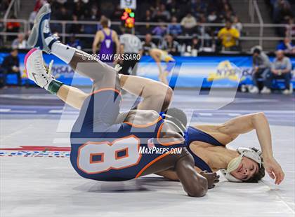 Thumbnail 2 in NYSPHSAA Semifinals photogallery.
