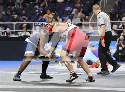 Thumbnail 1 in NYSPHSAA Semifinals photogallery.