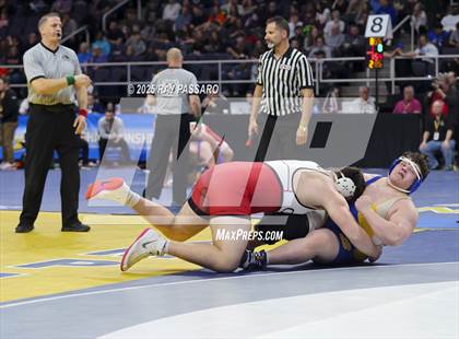 Thumbnail 2 in NYSPHSAA Semifinals photogallery.