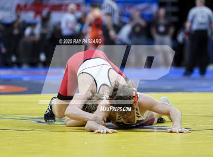 Thumbnail 1 in NYSPHSAA Semifinals photogallery.