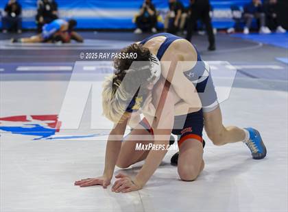 Thumbnail 2 in NYSPHSAA Semifinals photogallery.