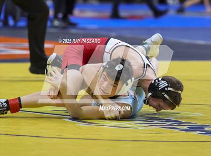 Thumbnail 2 in NYSPHSAA Semifinals photogallery.