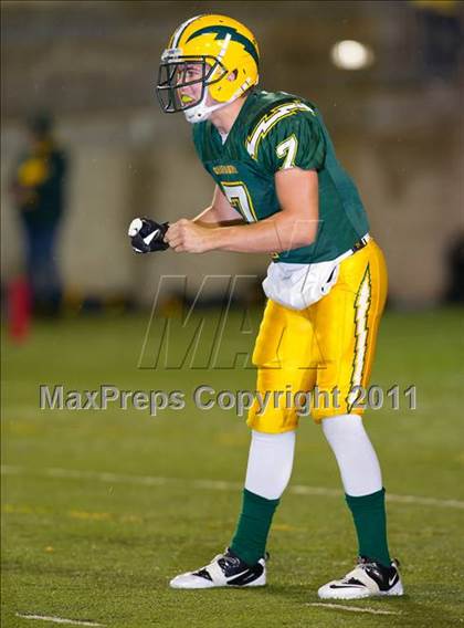 Thumbnail 2 in Edison vs. Fountain Valley photogallery.