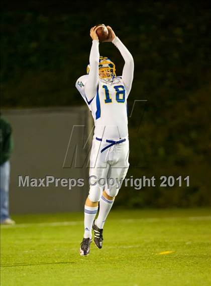 Thumbnail 2 in Edison vs. Fountain Valley photogallery.