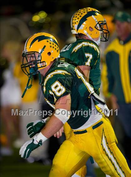 Thumbnail 2 in Edison vs. Fountain Valley photogallery.