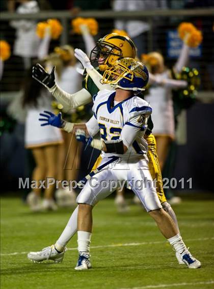 Thumbnail 2 in Edison vs. Fountain Valley photogallery.