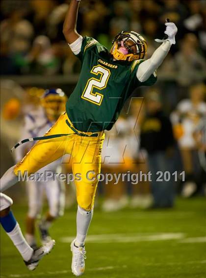 Thumbnail 2 in Edison vs. Fountain Valley photogallery.