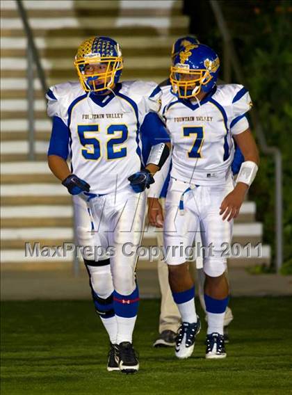Thumbnail 2 in Edison vs. Fountain Valley photogallery.