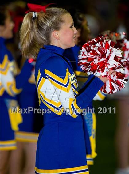Thumbnail 3 in Edison vs. Fountain Valley photogallery.