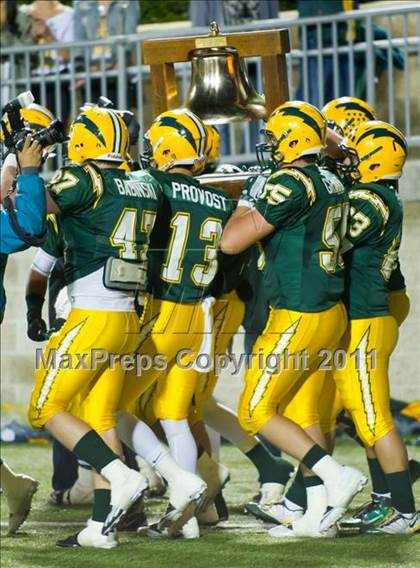 Thumbnail 2 in Edison vs. Fountain Valley photogallery.