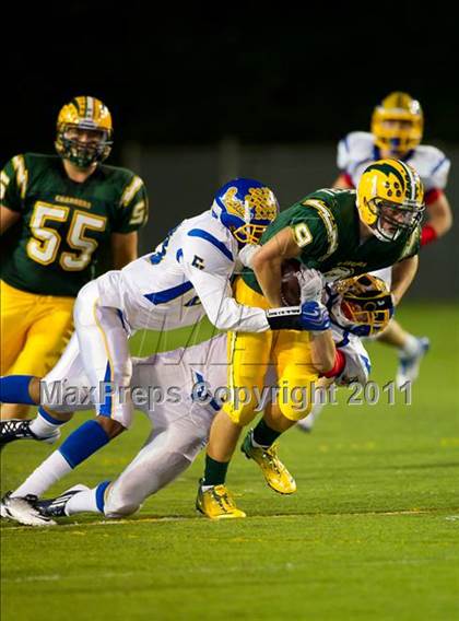 Thumbnail 2 in Edison vs. Fountain Valley photogallery.