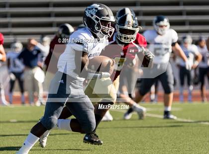 Thumbnail 2 in JSerra Catholic vs. Pinnacle photogallery.