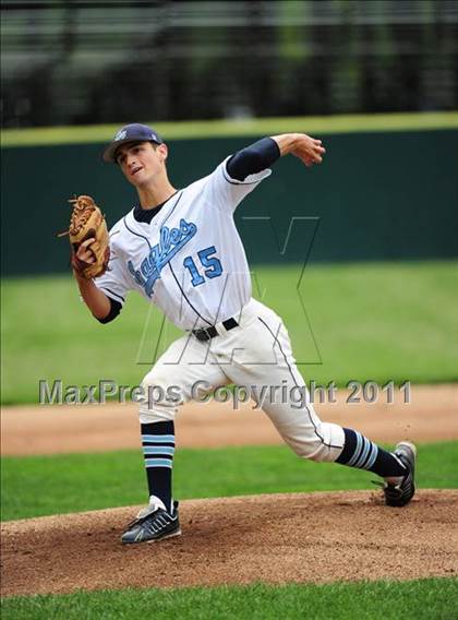 Thumbnail 3 in East Hampton @ East Catholic (CIAC Class S Final) photogallery.