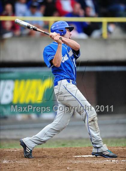 Thumbnail 1 in East Hampton @ East Catholic (CIAC Class S Final) photogallery.