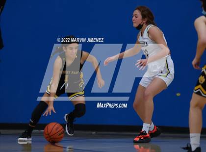 Thumbnail 1 in Newbury Park @ Agoura photogallery.
