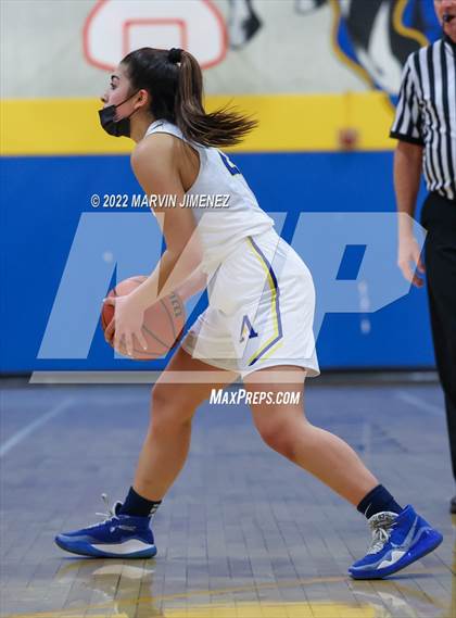Thumbnail 1 in Newbury Park @ Agoura photogallery.