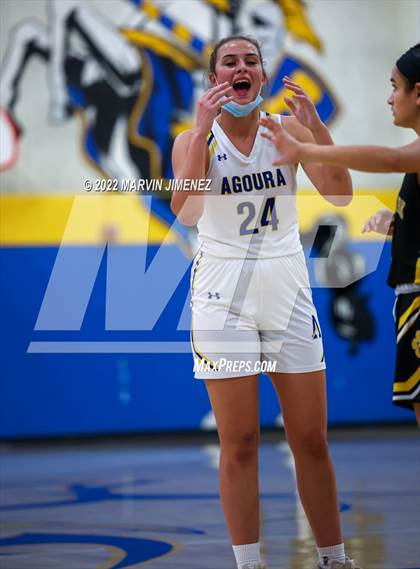 Thumbnail 1 in Newbury Park @ Agoura photogallery.