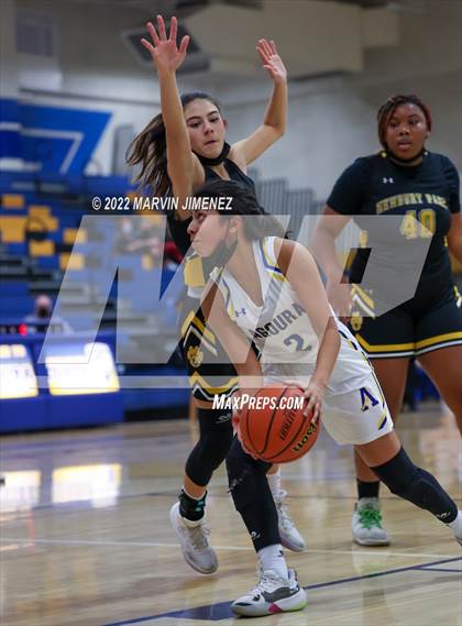 Thumbnail 3 in Newbury Park @ Agoura photogallery.